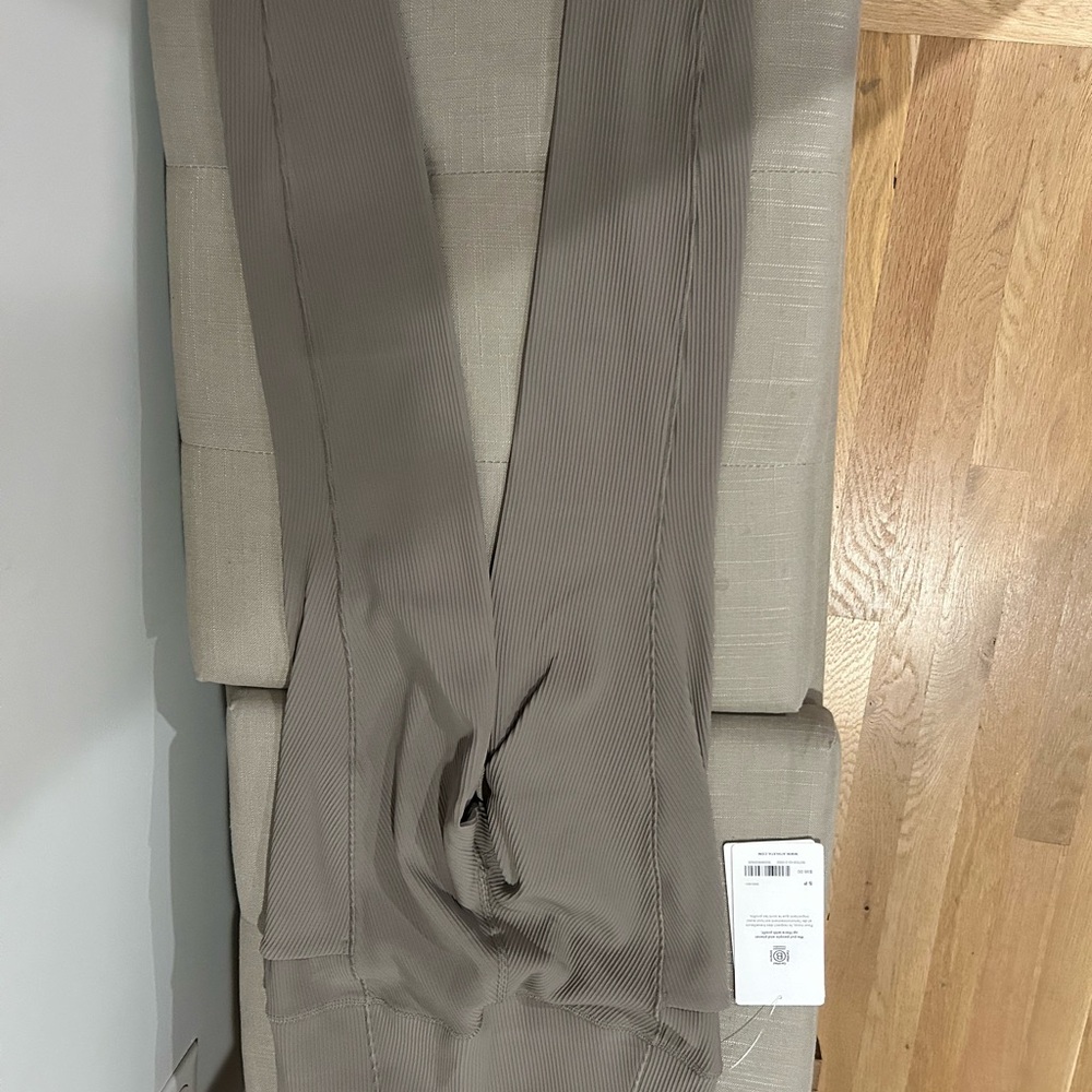 Athleta Taupe Leggings
